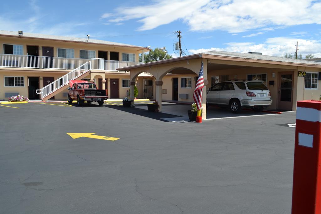 Budget Inn Needles Bagian luar foto